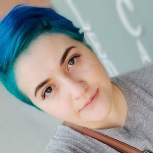 Meet your Posher, Jade